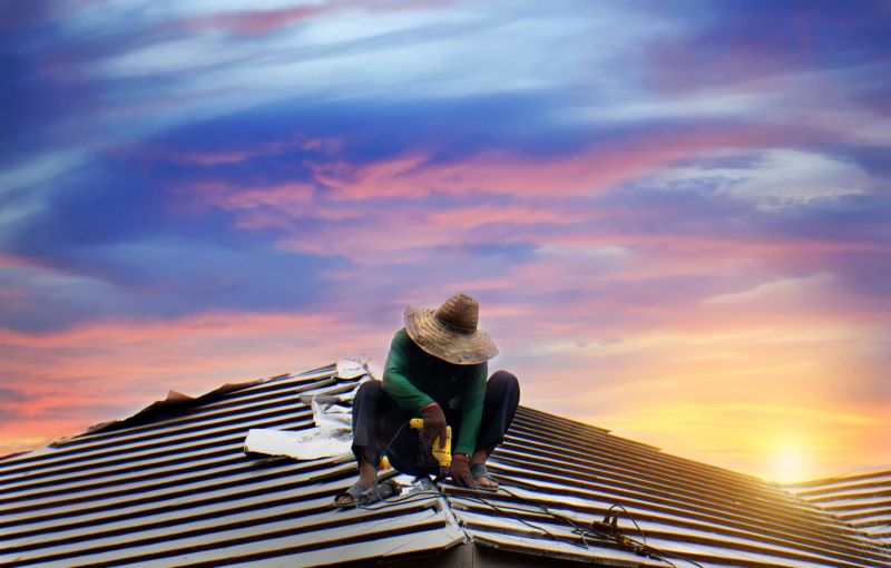 What To Expect During A Metal Roof Repair Service